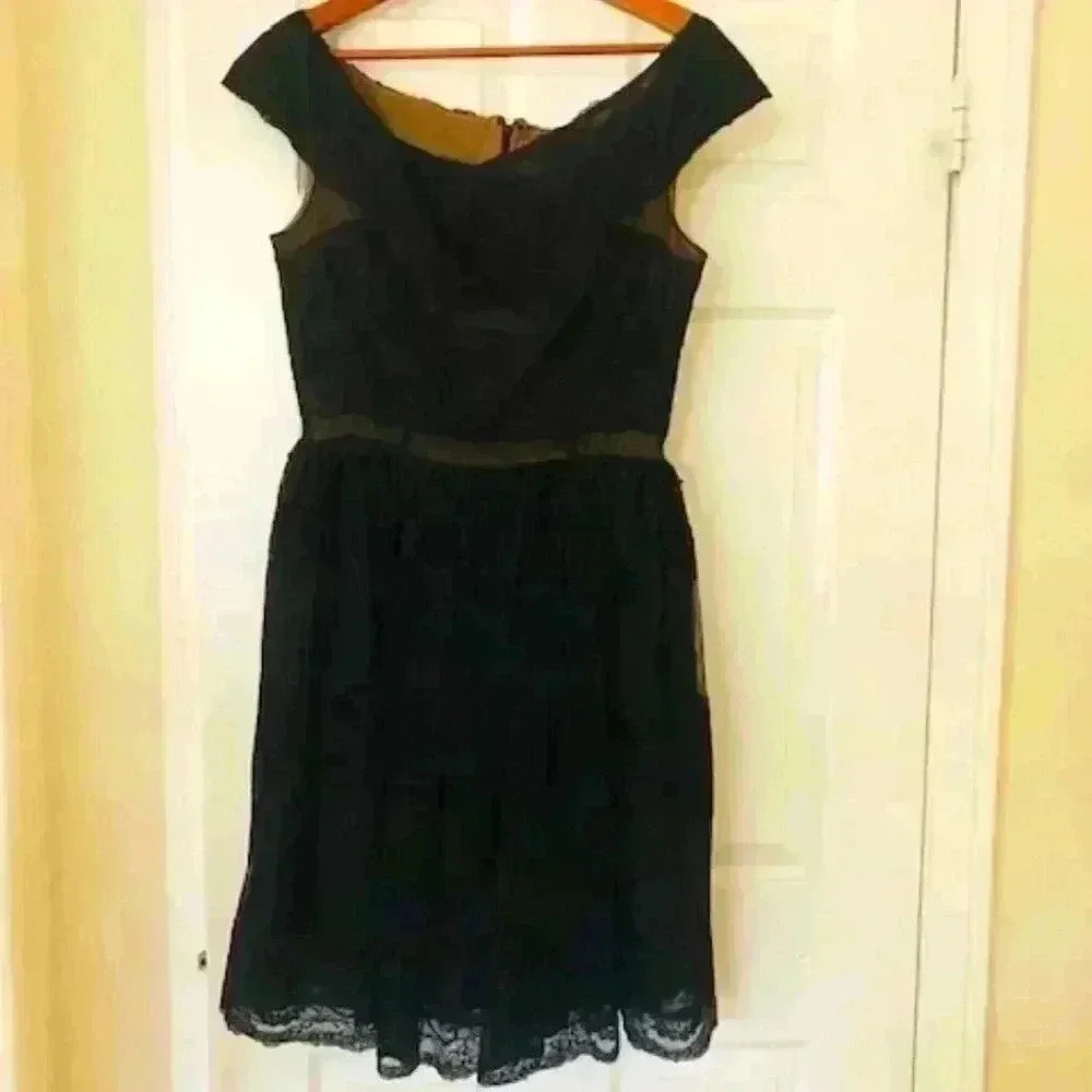 vintage oscar de la renta studio  knee lenth lace dress black